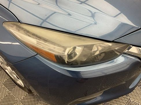 Used 2017 MAZDA MAZDA3 Sport image 20