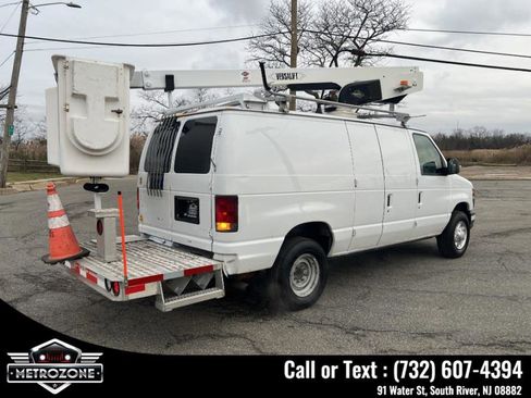 Used 2011 Ford E-350 and Econoline 350 Super Duty w/ PWR Group image 6