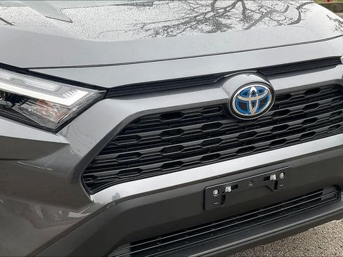 Used 2022 Toyota RAV4 XLE w/ Convenience Package AWD/4WD image 29