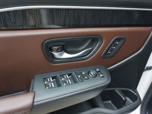 Used 2024 Honda Pilot Elite image 4