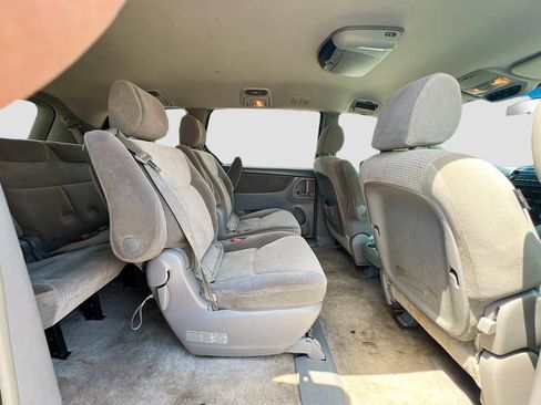 Used 2007 Toyota Sienna FWD image 26