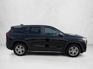 Used 2024 GMC Terrain SLE AWD/4WD video 4