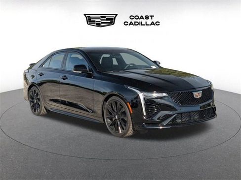 New 2025 Cadillac CT4 V image 3