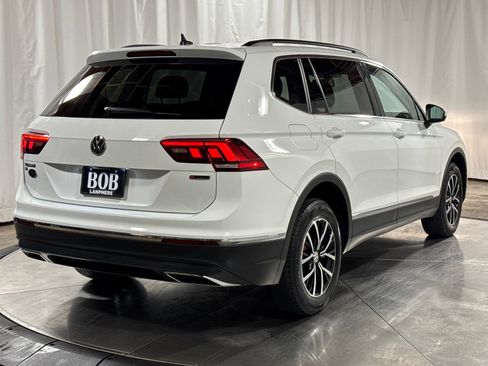 Used 2021 Volkswagen Tiguan SE AWD/4WD image 16