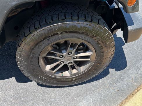 Used 2016 Jeep Wrangler Unlimited Sport AWD/4WD image 35