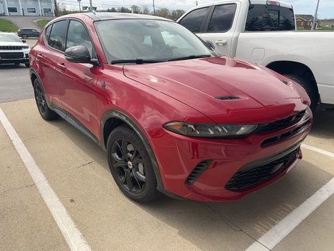 Used 2024 Dodge Hornet R/T Plus w/ R/T Blacktop Package image 2