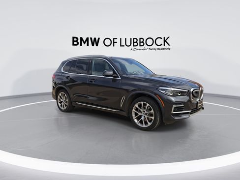 Used 2023 BMW X5 xDrive40i AWD/4WD image 2