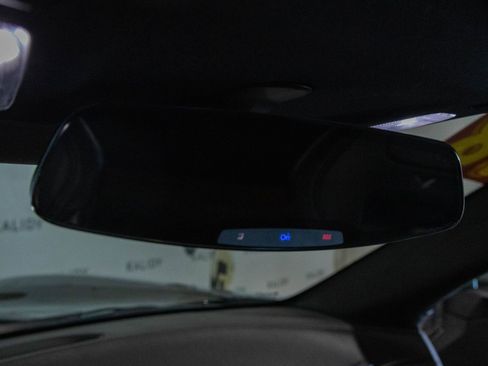 Used 2018 Chevrolet Corvette Grand Sport image 11