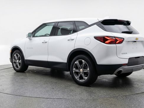 Used 2025 Chevrolet Blazer LT image 6