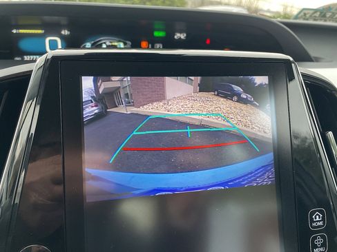 Used 2017 Toyota Prius Prime Premium image 59