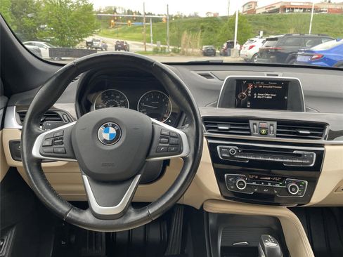 Used 2017 BMW X1 xDrive28i AWD/4WD image 19