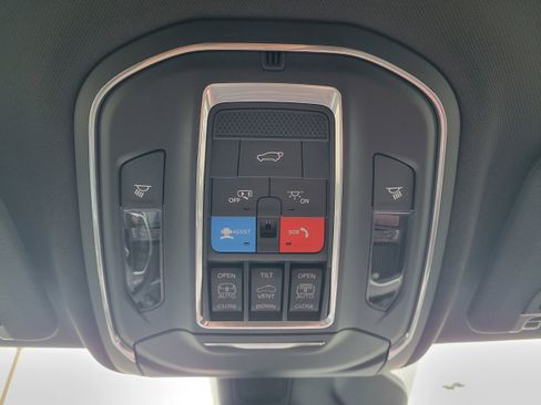 New 2026 Jeep Grand Cherokee Limited w/ Limited Altitude Package image 27