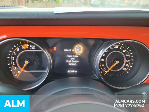 Used 2018 Jeep Wrangler Unlimited Sahara image 25