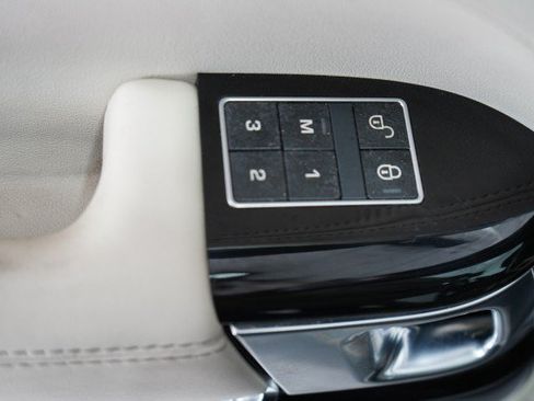 Used 2013 Land Rover Range Rover Supercharged AWD/4WD image 43