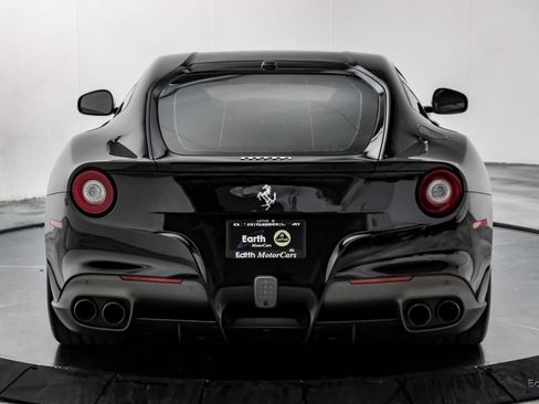 Used 2017 Ferrari F12 Berlinetta RWD image 16