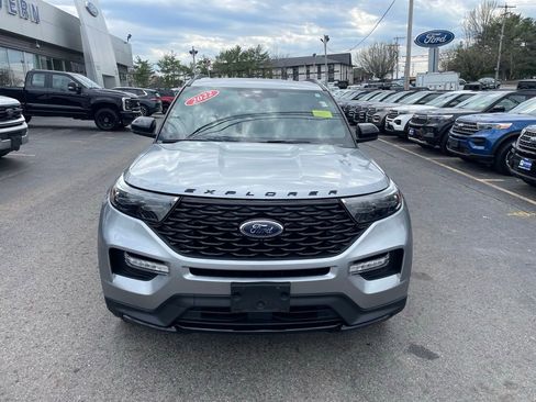 Used 2022 Ford Explorer ST-Line w/ Class IV Trailer Tow Package AWD/4WD image 9