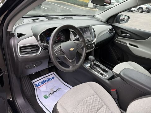 Used 2023 Chevrolet Equinox LS w/ LS Convenience Package image 10