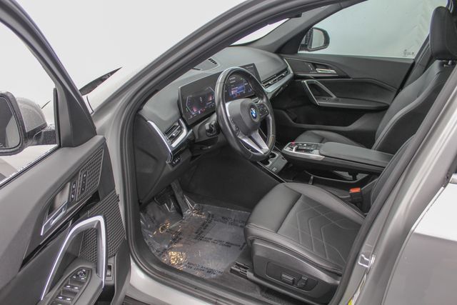 Used 2023 BMW X1 xDrive28i w/ Convenience Package AWD/4WD image 13