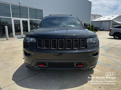 Used 2019 Jeep Grand Cherokee Trailhawk AWD/4WD image 2