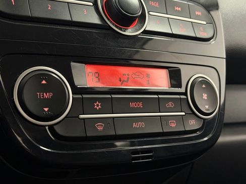 Used 2014 Mitsubishi Mirage DE image 17