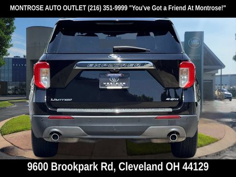 Used 2021 Ford Explorer Limited w/ Equipment Group 301A AWD/4WD image 6