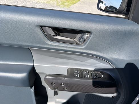 Used 2024 Ford Maverick Lariat w/ Black Appearance Package AWD/4WD image 15