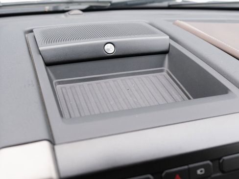 Used 2019 Ford F150 Limited image 6