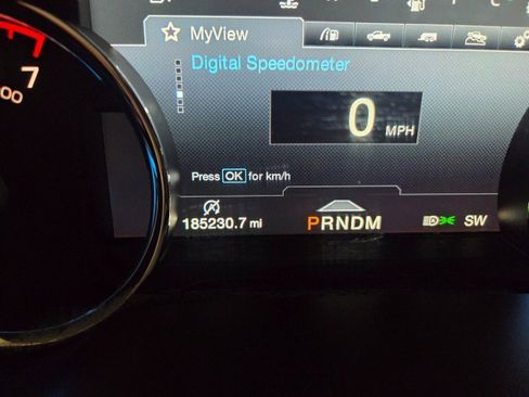 Used 2018 Ford F150 Platinum w/ Equipment Group 701A Luxury image 48