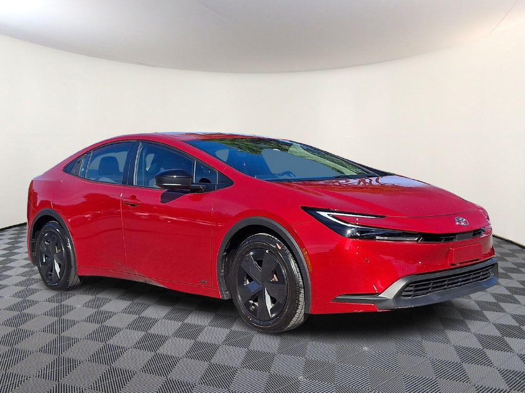 Used 2023 Toyota Prius LE AWD/4WD image 1