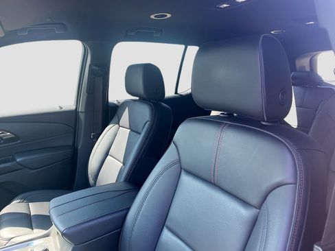 Used 2023 Chevrolet Traverse RS w/ LPO, Floor Liner Package image 22