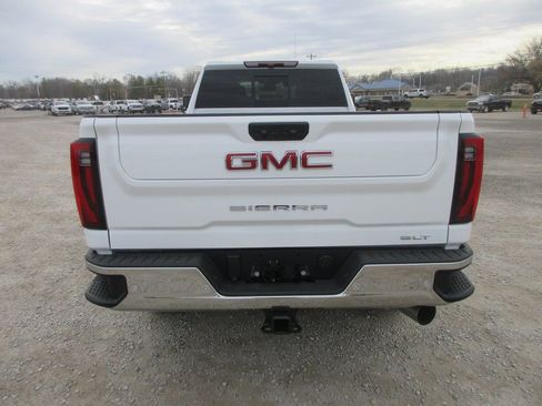 New 2026 GMC Sierra 3500 SLT w/ SLT Premium Package image 6