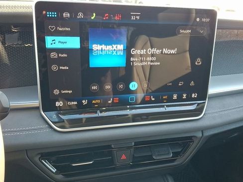 New 2026 Volkswagen Tiguan SE image 9