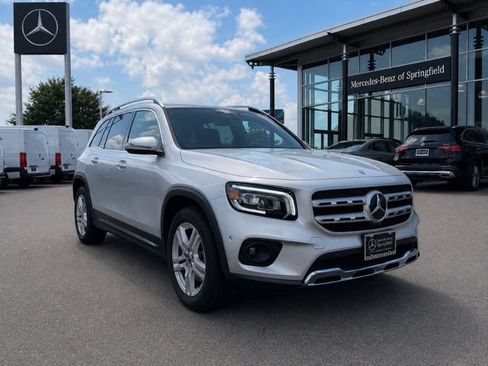 Used 2023 Mercedes-Benz GLB 250 4MATIC image 1