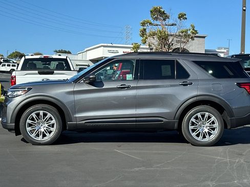 New 2026 Ford Explorer Active w/ Active Comfort Package AWD/4WD image 7