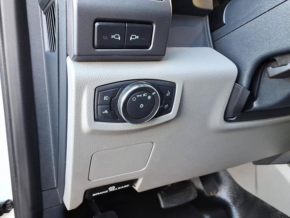 Used 2022 Ford F250 XLT w/ XLT Premium Package AWD/4WD image 17