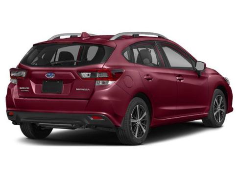 Used 2022 Subaru Impreza Premium image 2