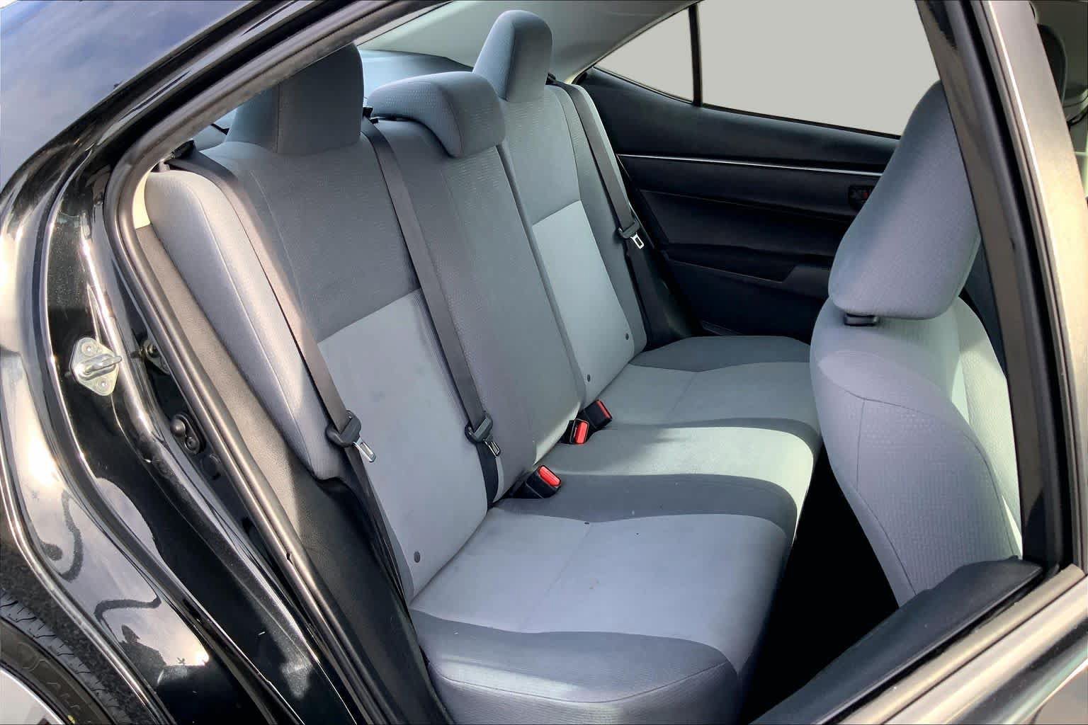 Used 2014 Toyota Corolla L FWD image 17
