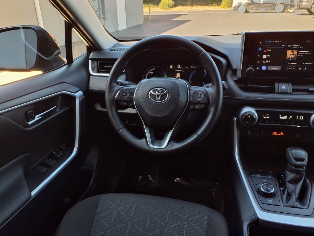 Certified 2023 Toyota RAV4 XLE w/ Convenience Package AWD/4WD image 31