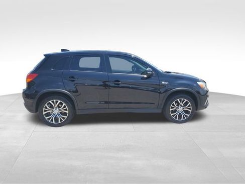 Used 2019 Mitsubishi Outlander Sport ES FWD image 3
