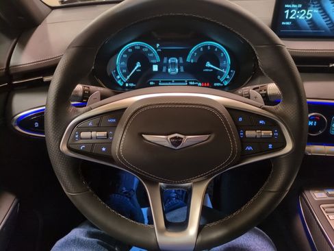 Certified 2024 Genesis GV70 2.5T w/ Sport Prestige Package image 21