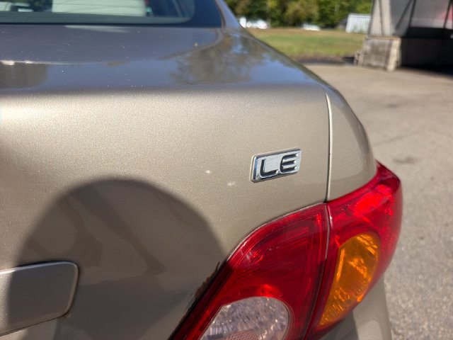 Used 2009 Toyota Corolla LE w/ All Weather Guard Pkg FWD image 10