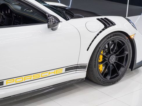 Used 2019 Porsche 911 GT3 RS RWD image 11