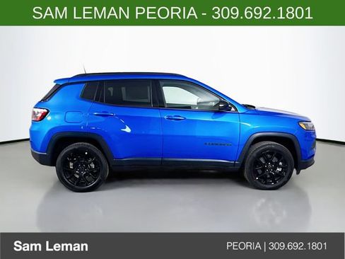 New 2026 Jeep Compass Latitude AWD/4WD image 8