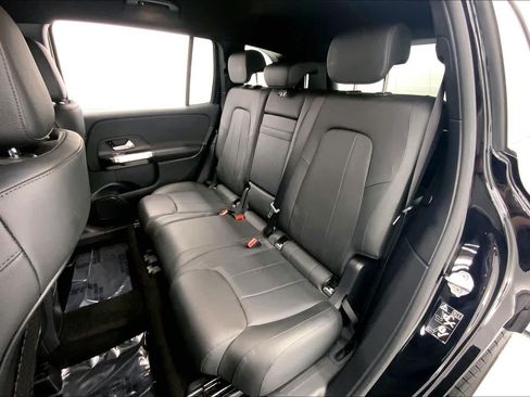 Certified 2022 Mercedes-Benz GLB 250 image 17