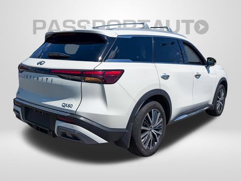 Used 2023 INFINITI QX60 Sensory w/ Vision Package AWD/4WD image 5