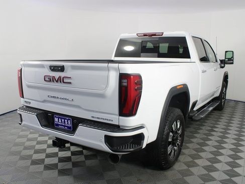 New 2026 GMC Sierra 2500 Denali w/ Denali Reserve Package image 30