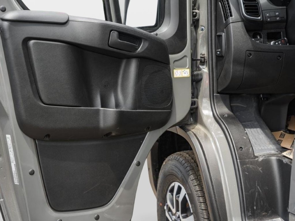 New 2025 RAM ProMaster 3500 w/ Quick Order Package 22G SLT FWD image 32
