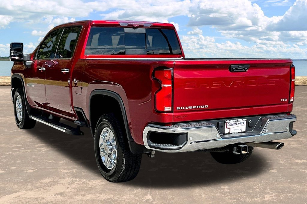 Used 2024 Chevrolet Silverado 2500 LTZ w/ LTZ Premium Package AWD/4WD image 5