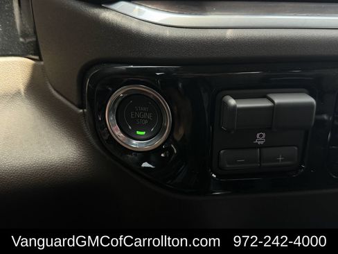 New 2026 GMC Sierra 1500 SLT AWD/4WD image 17