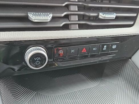 New 2026 Ford Explorer Active w/ Active Comfort Package image 22